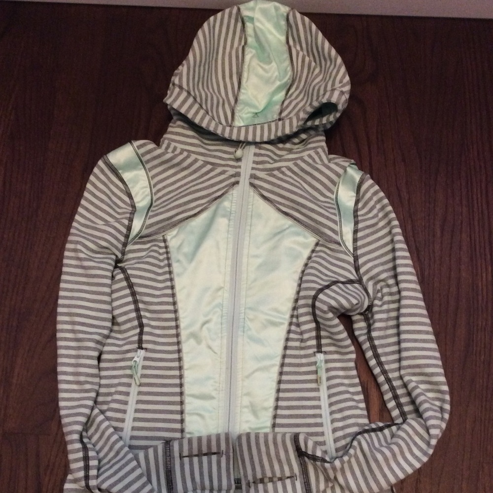 Ivivva by Lululemon Full Zip Hoodie 12 EUC